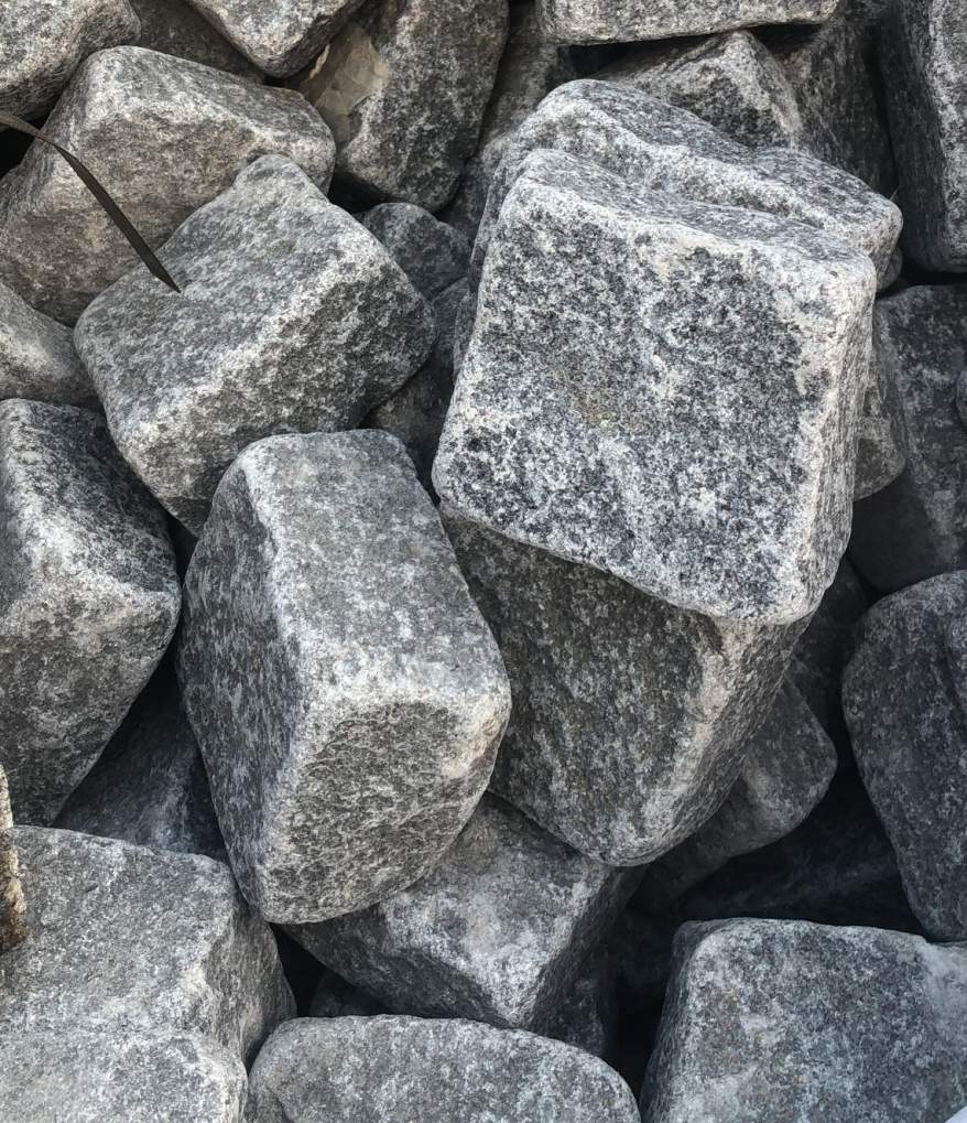 Tumbled granite setts | StoneYard